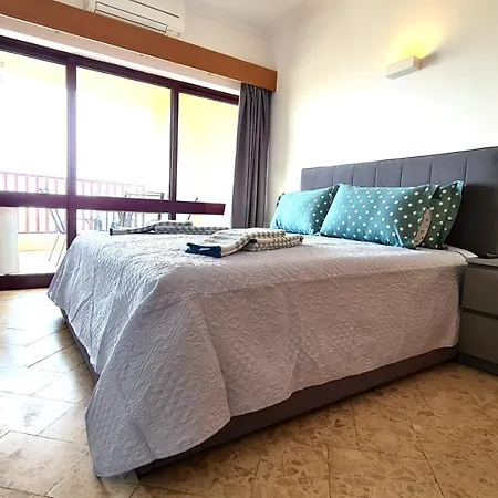 Apartment High In The Sky